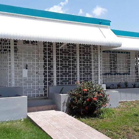 Casa Del Sol -Unit B Vila Bayamon Exterior foto